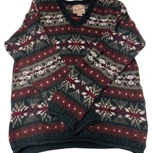 Woolrich V-Neck Sweater in Red and Gray